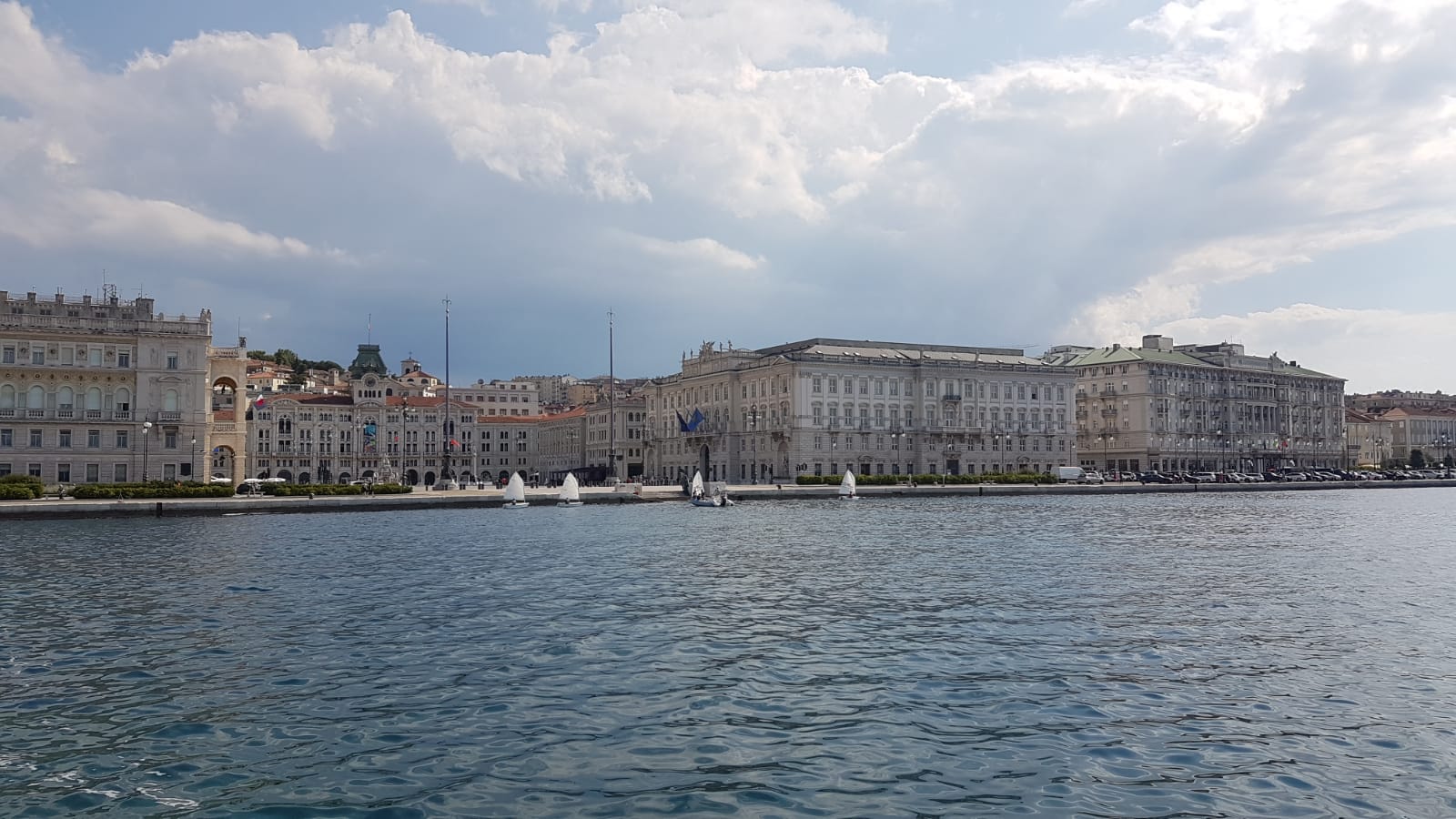 TRIESTE E LE GROTTE DI POSTUMIA
